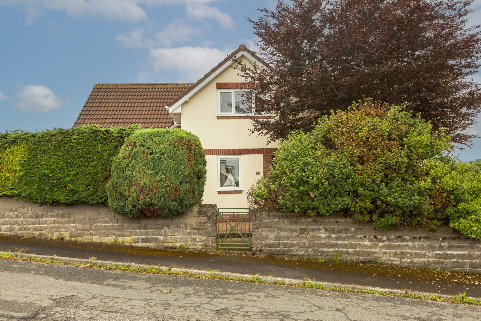 Fulmar Close, West Cross, Swansea, SA3 5RD